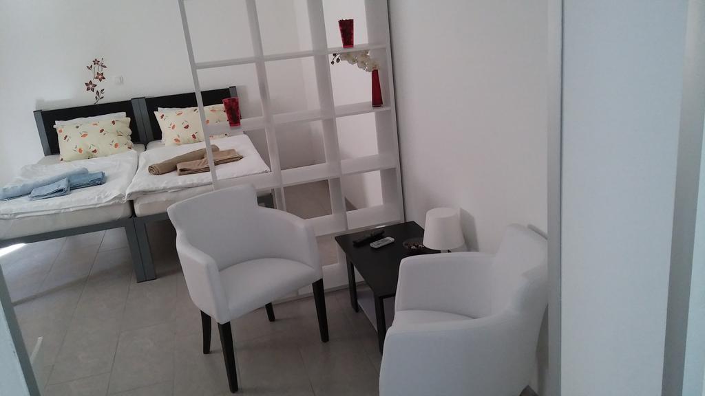 Apartments A-Mol Zara Esterno foto