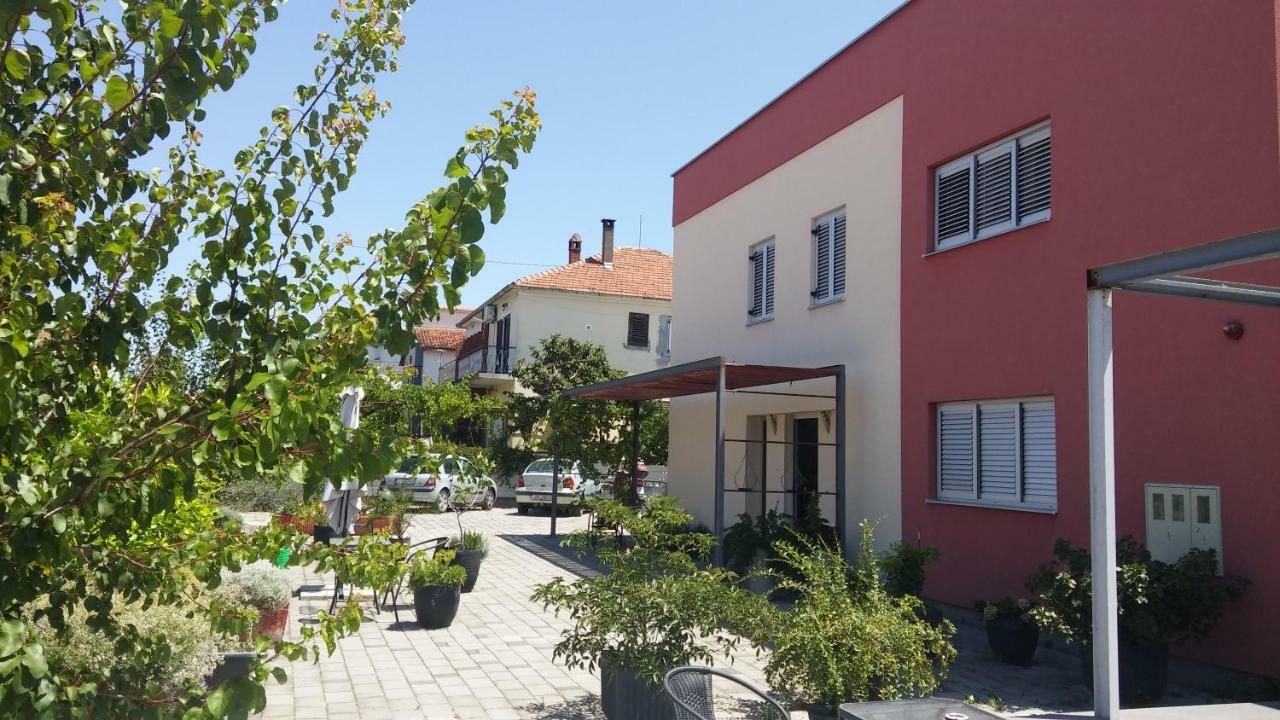 Apartments A-Mol Zara Esterno foto